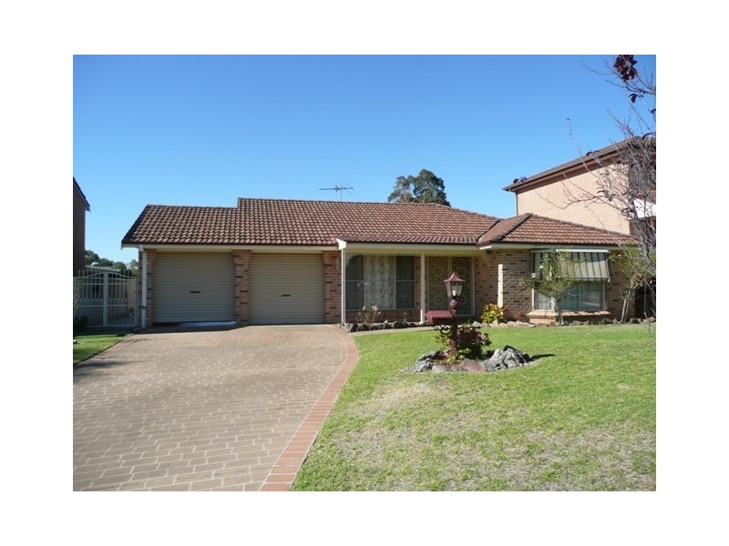 57 Clerkenwell Street, Ambarvale NSW 2560