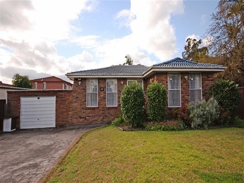 63 Clifford Crescent, Ingleburn NSW 2565