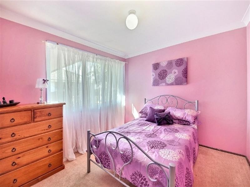 Ruse NSW 2560
