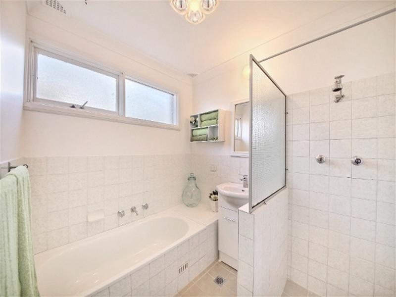 Ruse NSW 2560