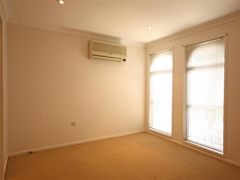 Glenfield NSW 2167