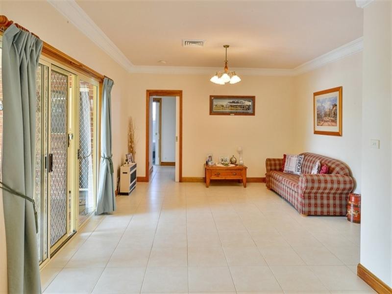 Glen Alpine NSW 2560