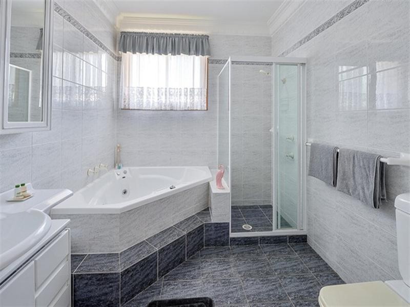 Glen Alpine NSW 2560