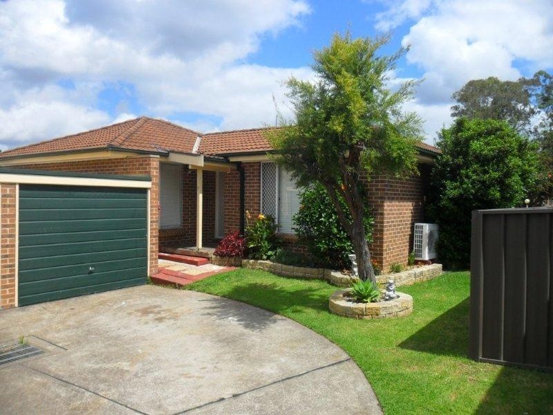 5/63 Fuchsia Crescent, Macquarie Fields NSW 2564