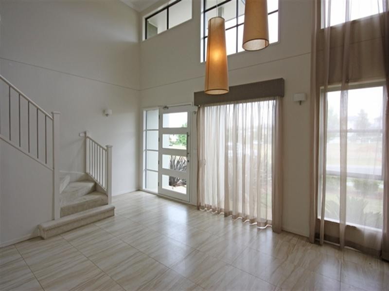 Spring Farm NSW 2570