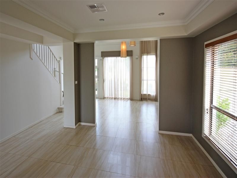 Spring Farm NSW 2570