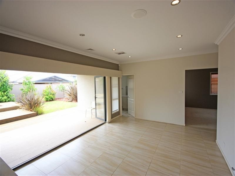 Spring Farm NSW 2570