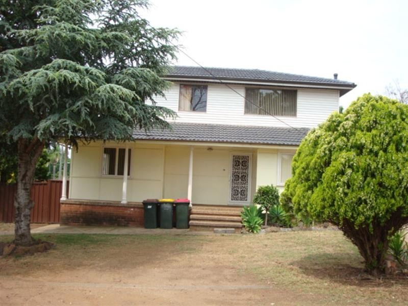 74 Old Hume Highway, Camden NSW 2570