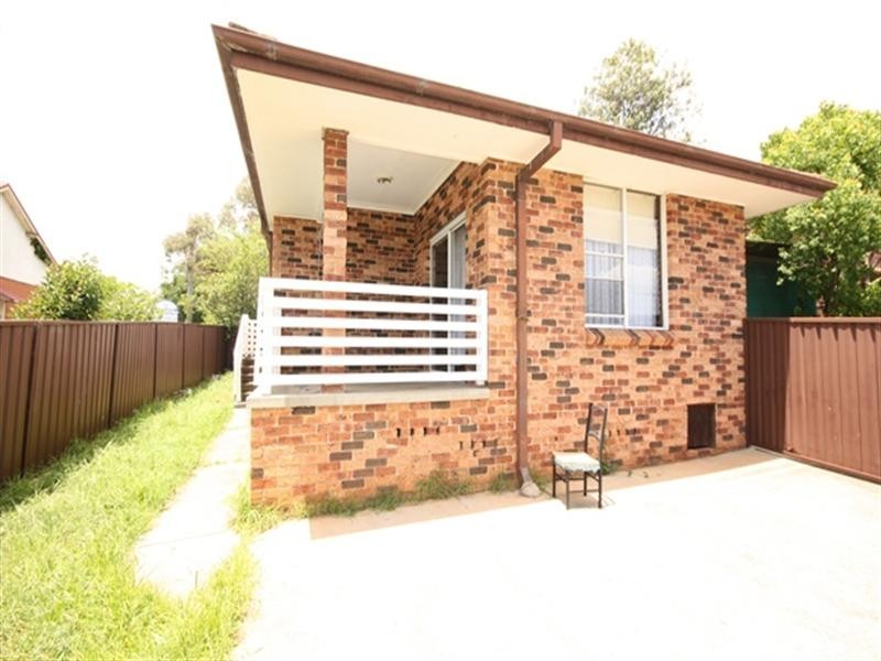 5/77 Waminda Avenue, Campbelltown NSW 2560