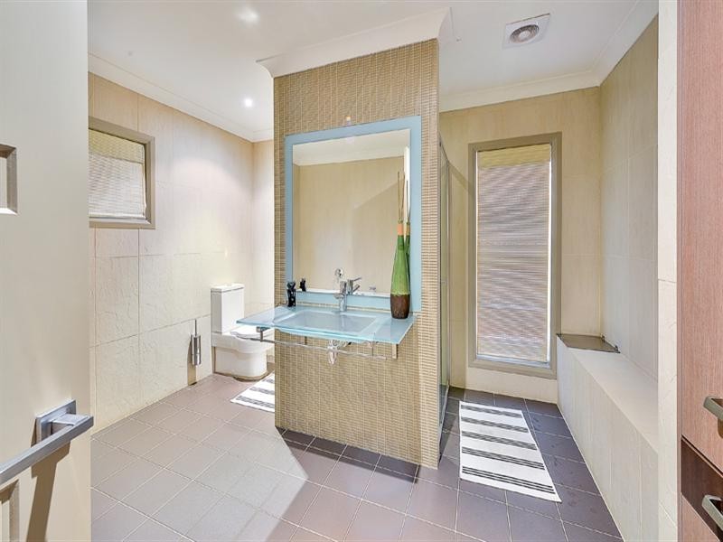 Macquarie Links NSW 2565