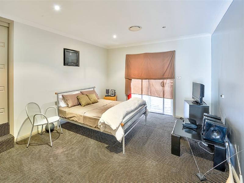 Macquarie Links NSW 2565