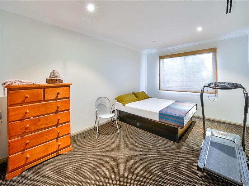 Macquarie Links NSW 2565