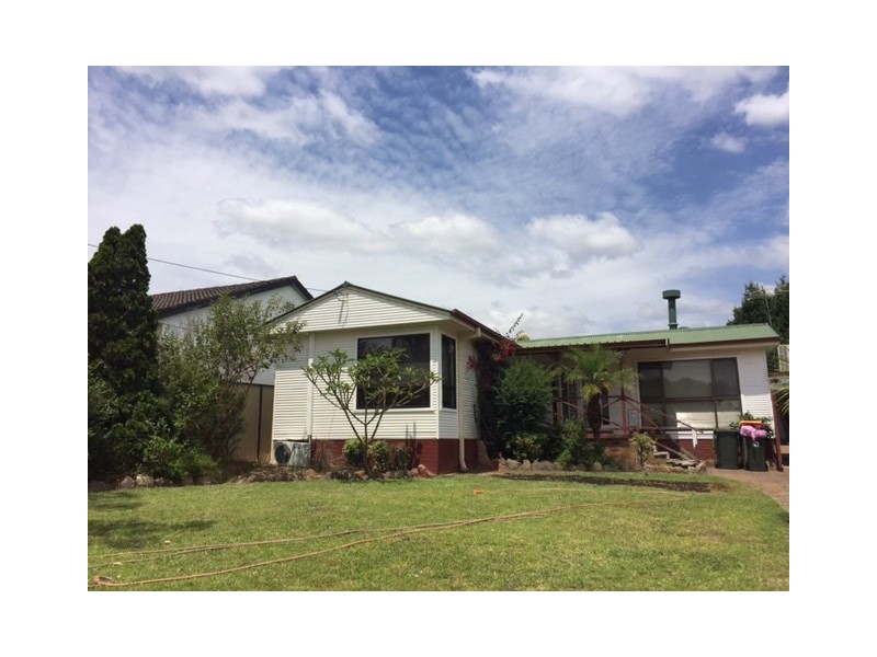 42 Doncaster Avenue, Narellan NSW 2567