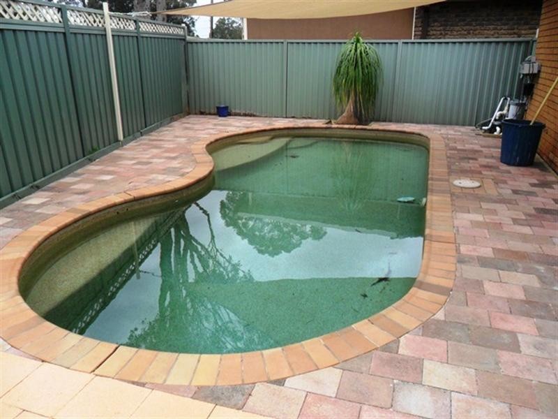 17 McInnes Place, Ingleburn NSW 2565