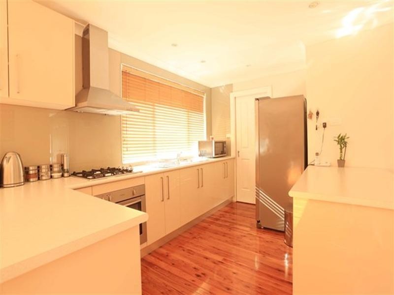 10 Madang Place, Glenfield NSW 2167