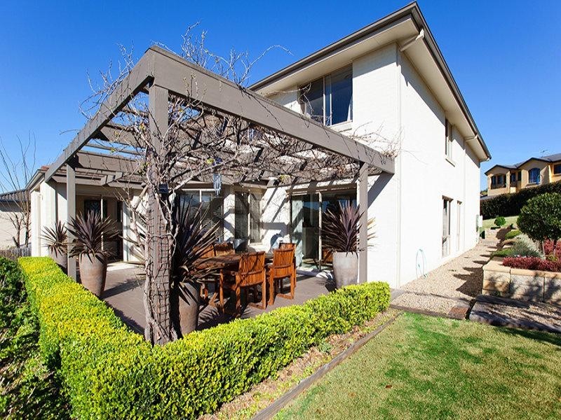 Macquarie Links NSW 2565