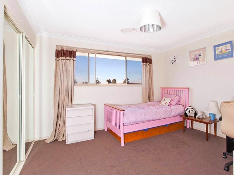 Macquarie Links NSW 2565