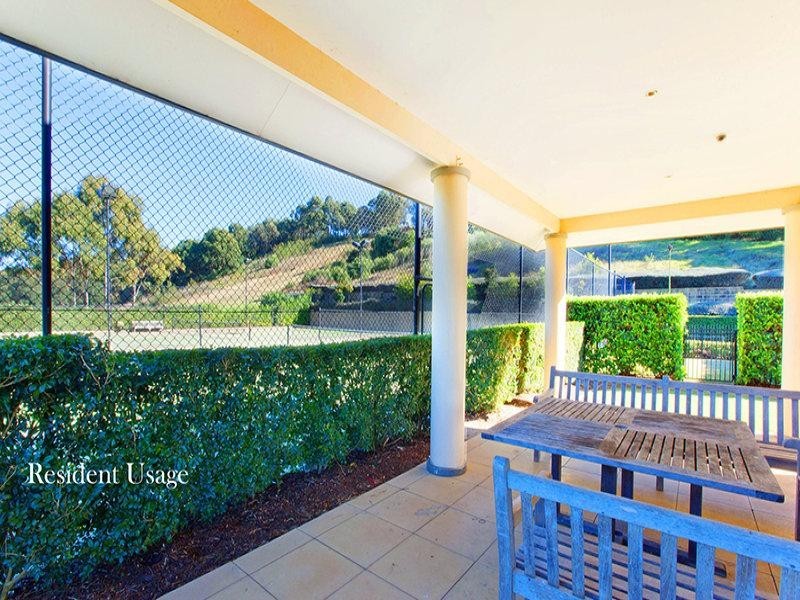 Macquarie Links NSW 2565