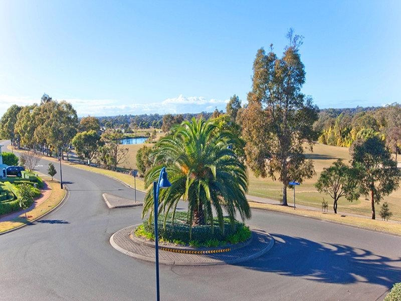 Macquarie Links NSW 2565