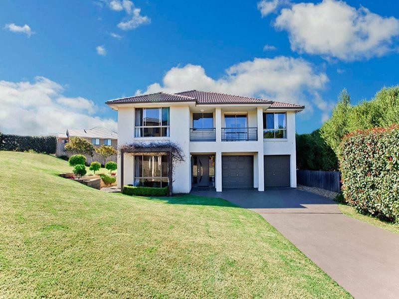 Macquarie Links NSW 2565