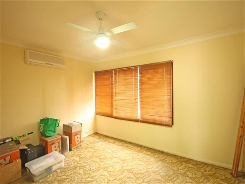 Macquarie Fields NSW 2564