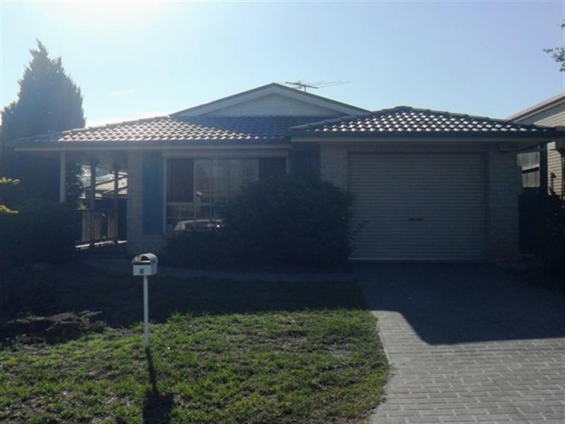 8 Gardiner Street, Minto NSW 2566