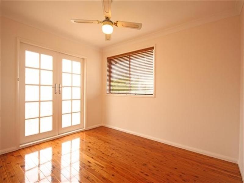 26 Manooka Crescent, Bradbury NSW 2560