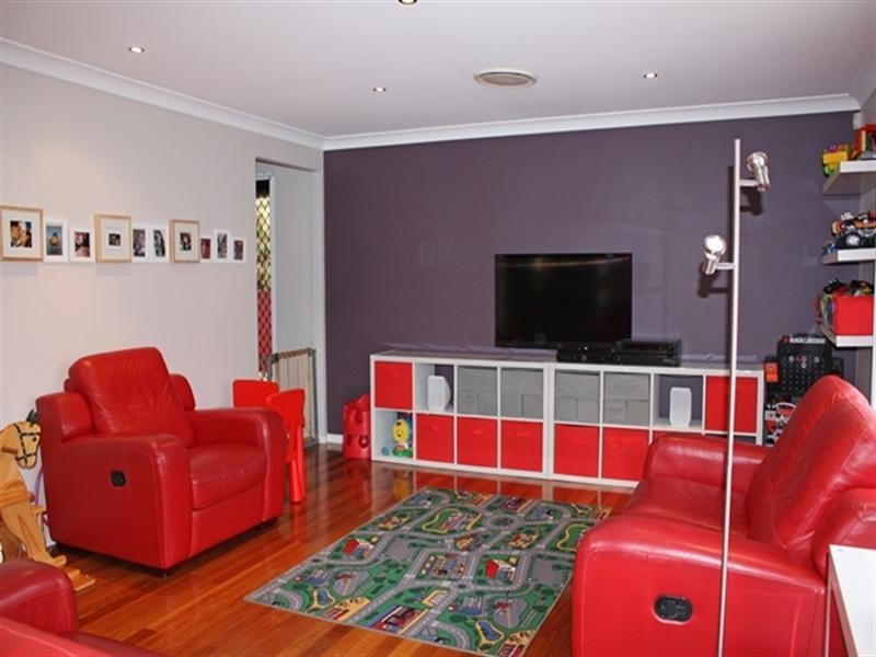 17 Boronia Avenue, Mount Annan NSW 2567