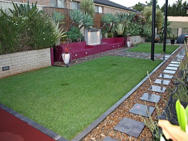 17 Boronia Avenue, Mount Annan NSW 2567