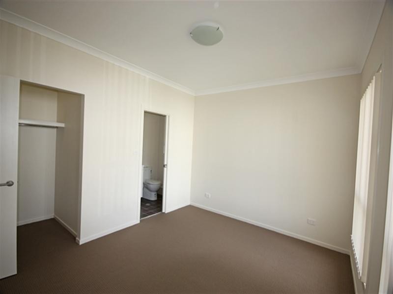 Spring Farm NSW 2570