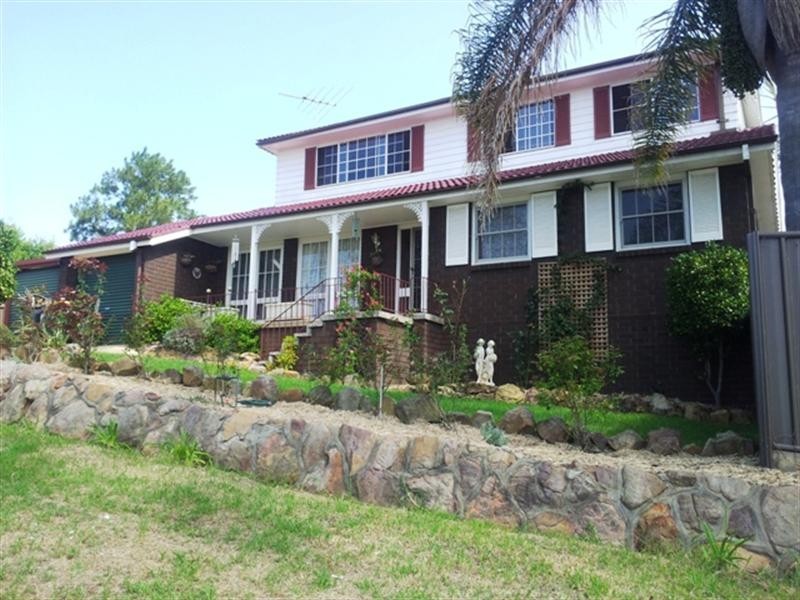 14 Jarndyce Avenue, Ambarvale NSW 2560