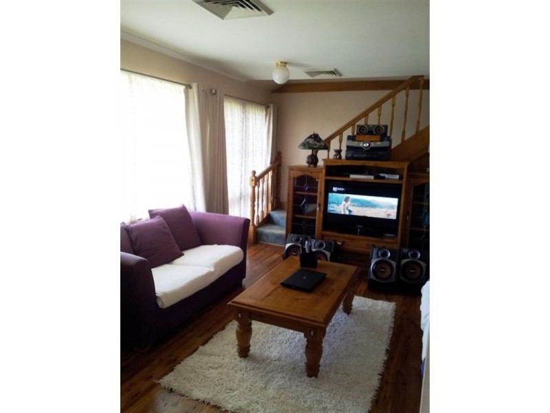 14 Jarndyce Avenue, Ambarvale NSW 2560