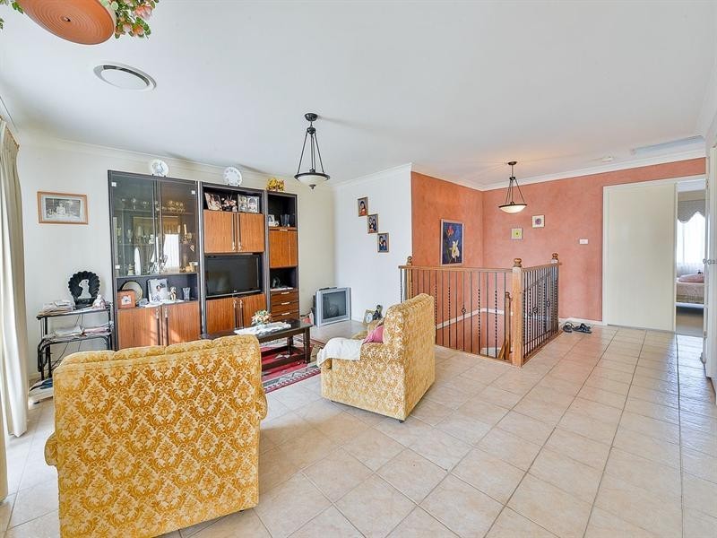 Macquarie Links NSW 2565