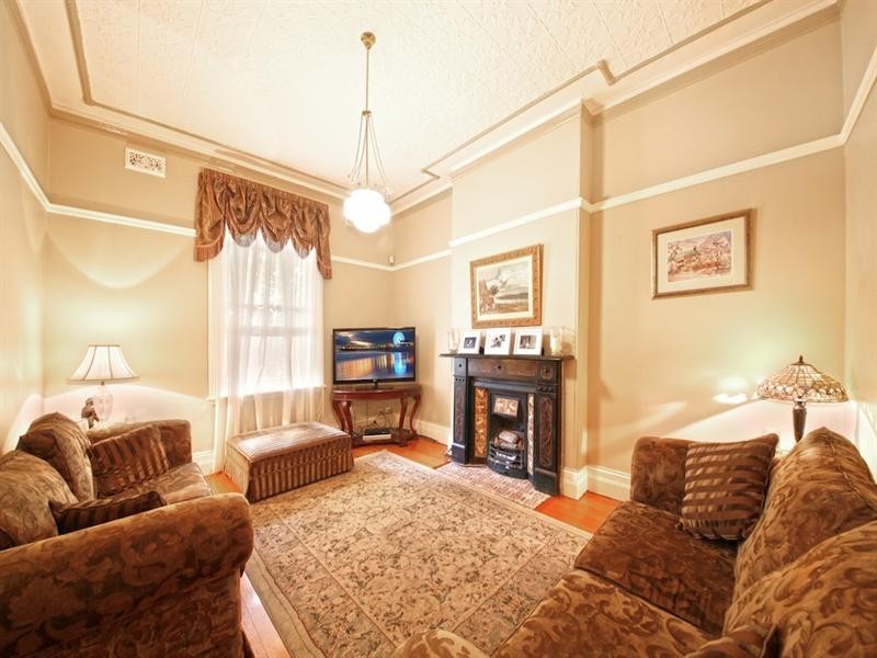 32 Hill Street, Camden NSW 2570