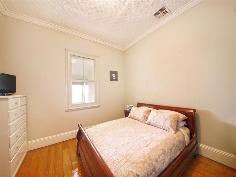 32 Hill Street, Camden NSW 2570