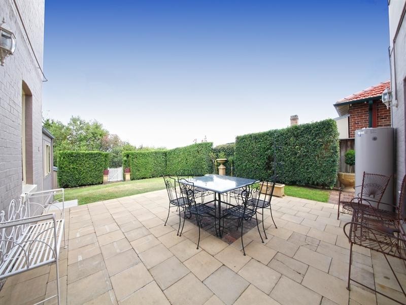 32 Hill Street, Camden NSW 2570