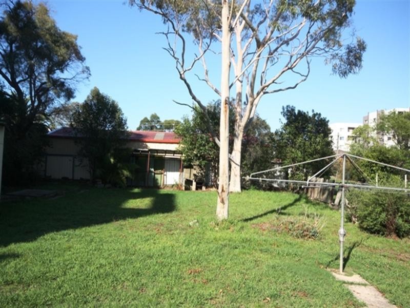 29 Chamberlin Street, Campbelltown NSW 2560