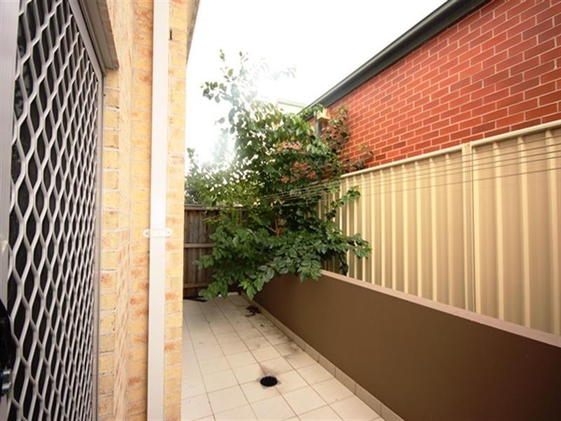 5/13 Chamberlin Street, Campbelltown NSW 2560