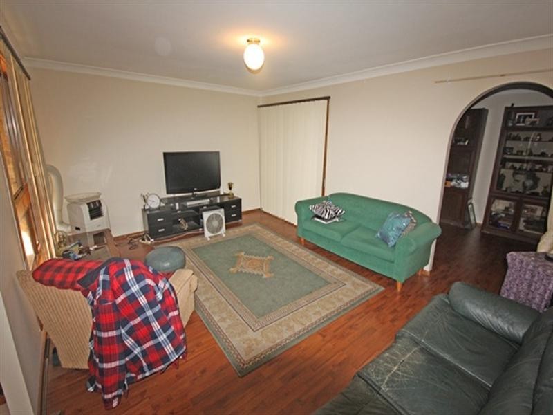 Ruse NSW 2560