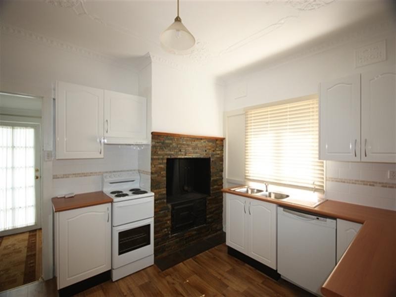 17 Broughton Street, Camden NSW 2570