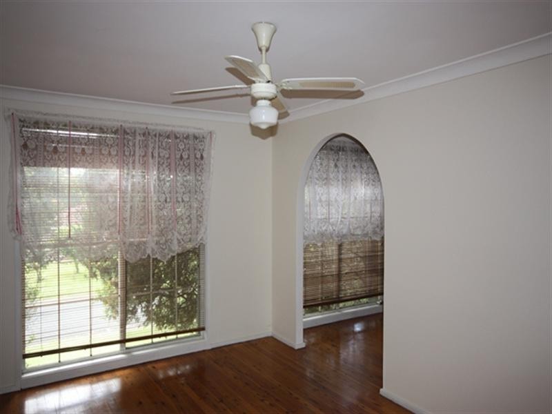 18 Clinton Street, Narellan NSW 2567