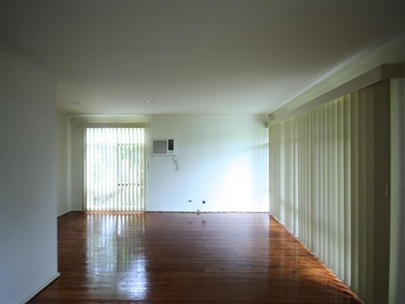 1 Jenolan Street, Leumeah NSW 2560