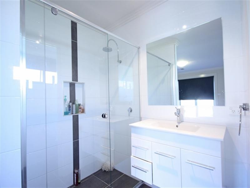 Glen Alpine NSW 2560