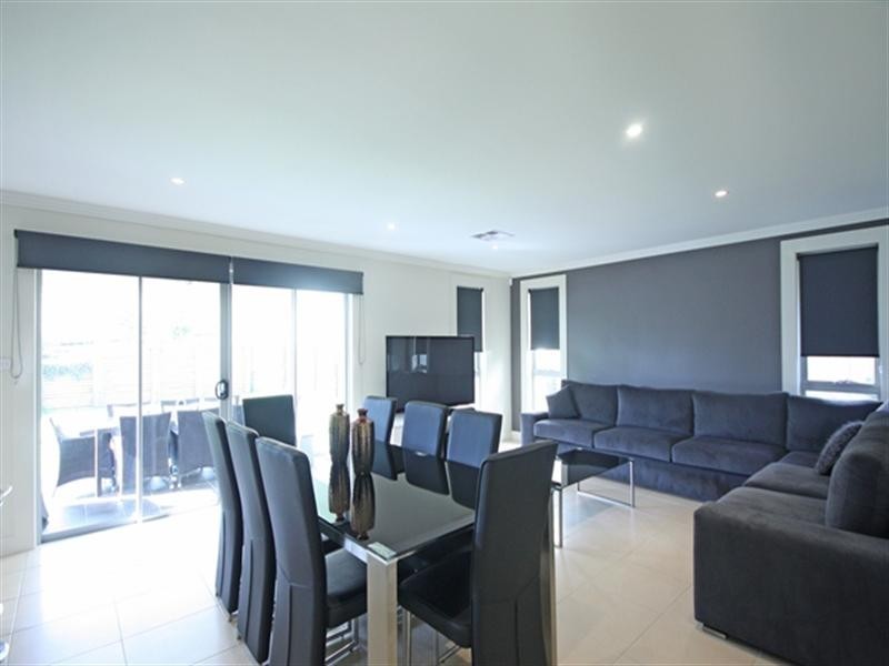 Glen Alpine NSW 2560