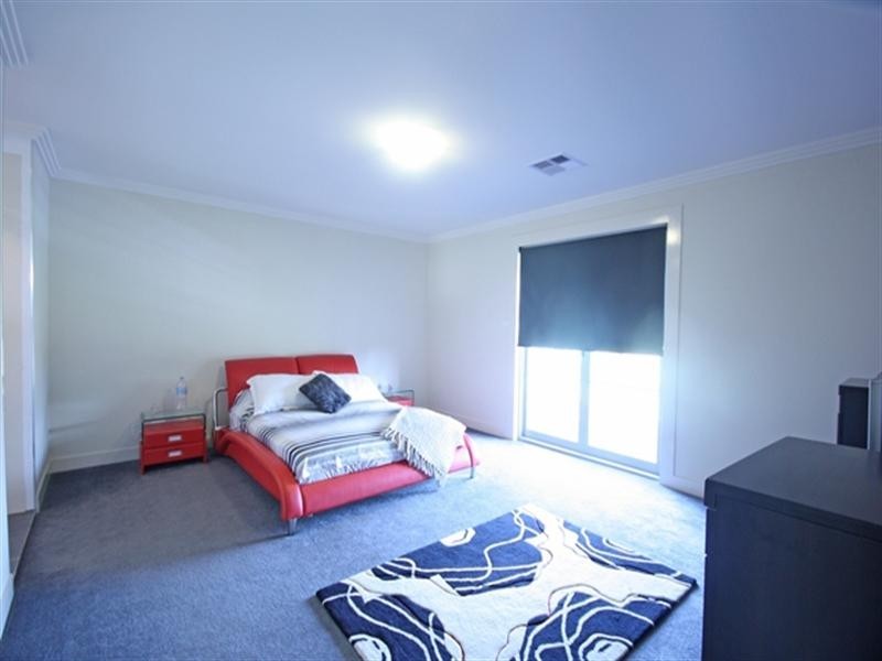 Glen Alpine NSW 2560