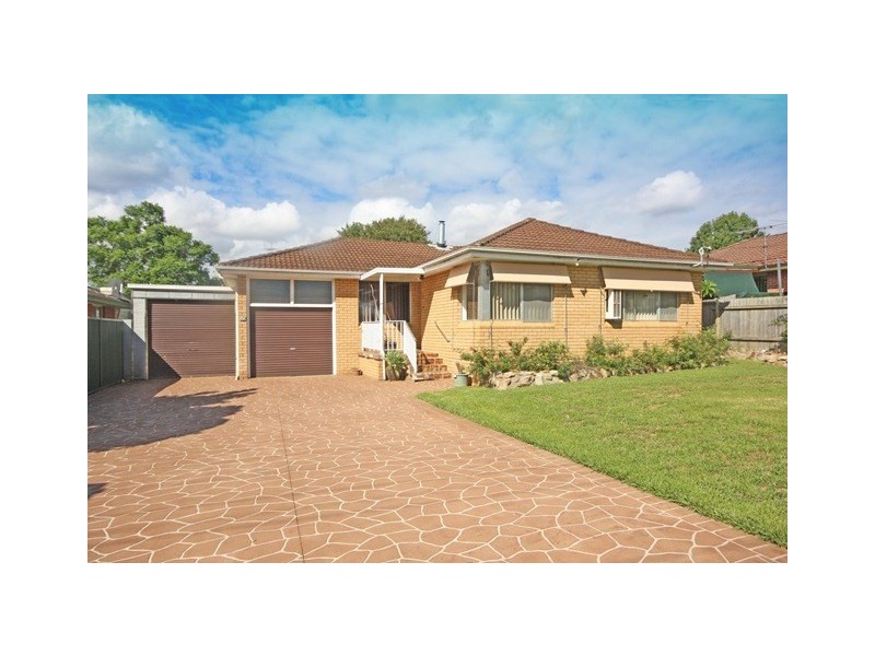 10 Teralba Road, Leumeah NSW 2560