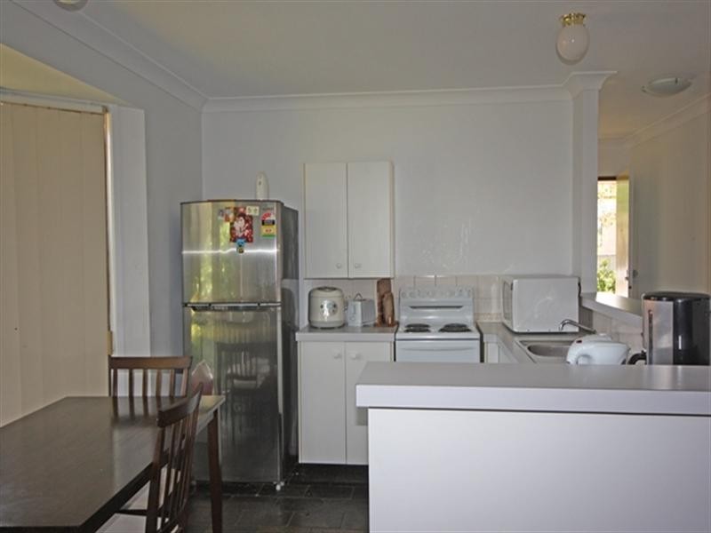 Ambarvale NSW 2560