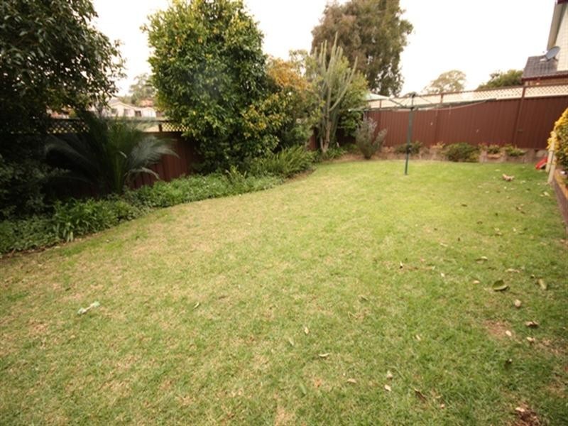 30 Bungonia Road, Leumeah NSW 2560