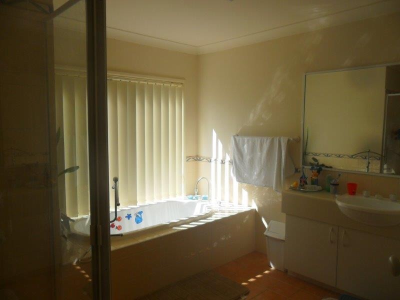 3 James Meehan Way, Macquarie Links NSW 2565