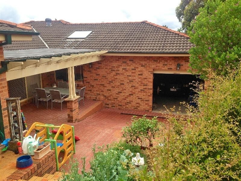 4 Riversdale Place, Glen Alpine NSW 2560